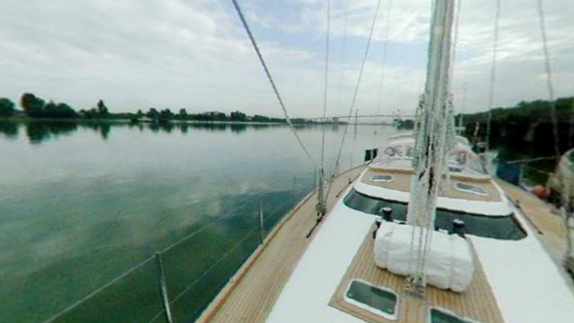 CNB, 2000: on deck.